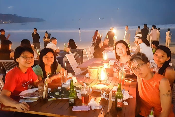 Uluwatu Sunset Tour & Jimbaran Seafood — Bali Half-Day Car Charter photo 3