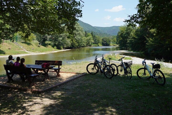Private Kolpa Canyon E‑Bike Tour to Kavranica Viewpoint photo 4