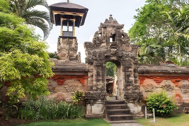 Denpasar Half-Day Car Charter — Bajra Sandhi Monument, Jagatnatha & Badung Market photo 3