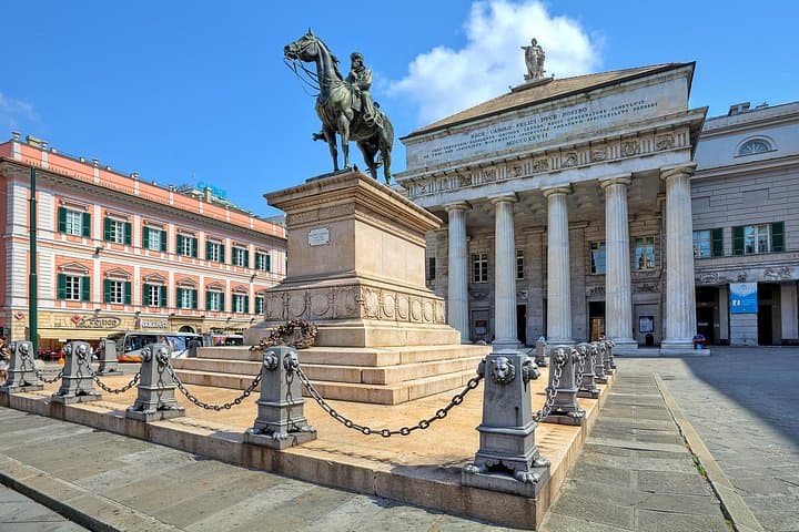 Genoa Highlights e-Bike Tour: Private Ride Through Caruggi, Boccadasse & Via Garibaldi photo 5