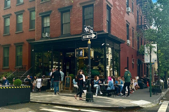 Custom Self-Guided Day in New York City — Curated Itineraries for Food, Art & Neighborhoods photo 6