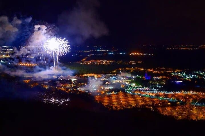Orlando Night Helicopter Fireworks Tour: Private 40–45 Min Family Flight Over Theme Parks