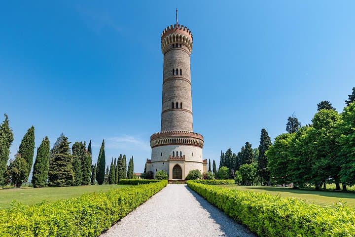 Sirmione to Desenzano: Wine & Bike Journey Around Lake Garda photo 3