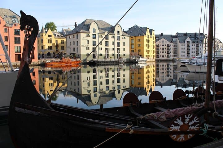 Ålesund to Alnes: A 4.5-Hour Minibus Journey Through Fjord Lighthouses and Art Nouveau Streets photo 2