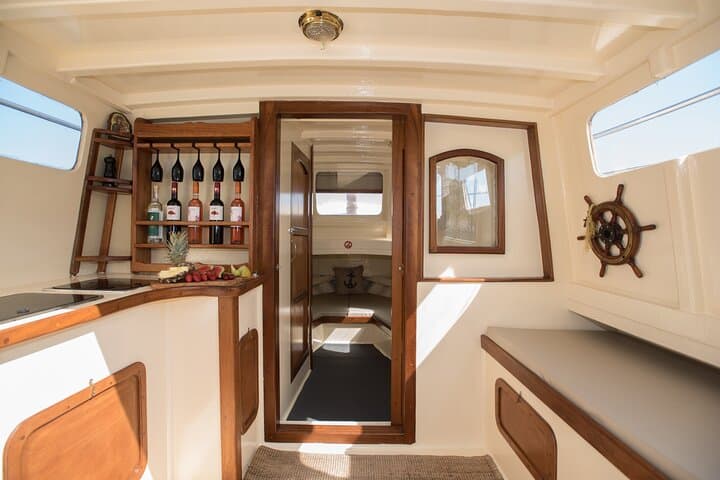 Private 6-Hour Mykonos Boat Cruise with Food and Drinks photo 4