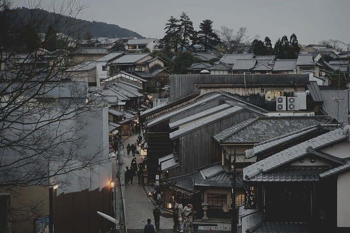 8-Day Feudal Japan Guided Tour — Kyoto Samurai, Temples & Traditional Tea Experiences photo 3