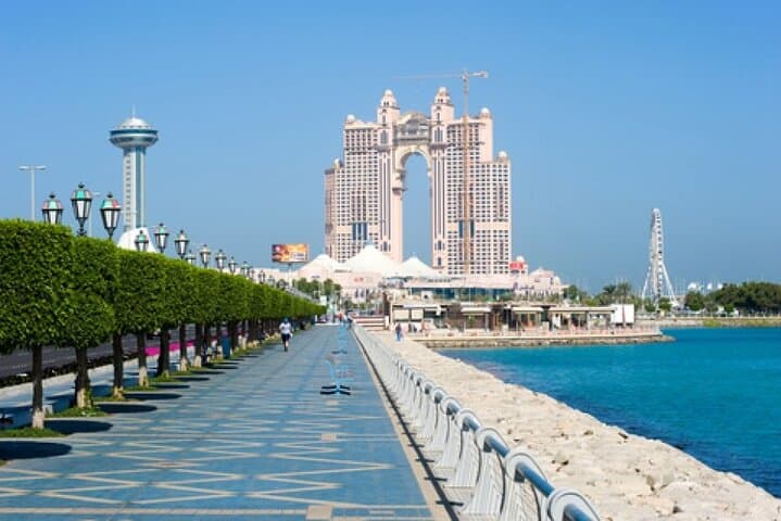 One-Day Abu Dhabi Highlights: Grand Mosque, Emirates Palace & Ferrari World photo 6