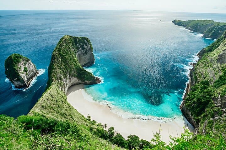 One-Day West Nusa Penida Beach Tour from Bali — Kelingking, Broken Beach & Crystal Bay photo 1