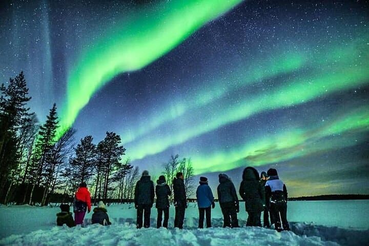 Levi Aurora Borealis Tour: Stargazing on a Frozen Lake photo 3
