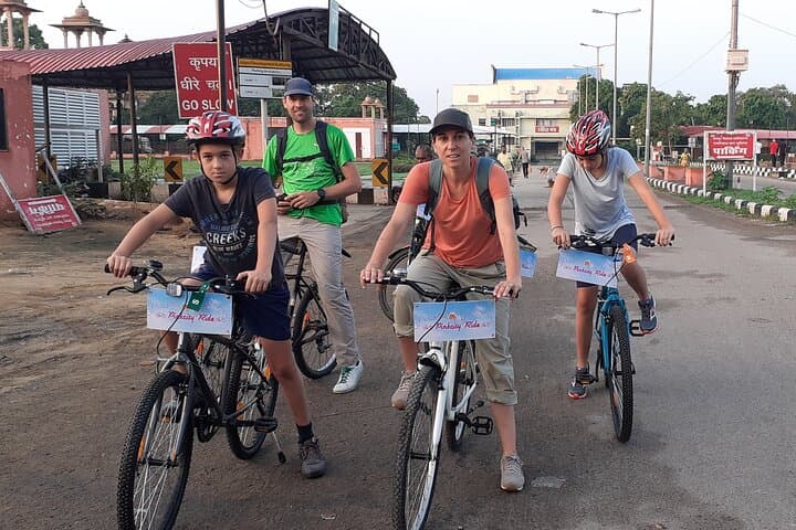 Jaipur Morning Bike & Rickshaw Tour: Hidden Palaces, Markets & Local Breakfast photo 1