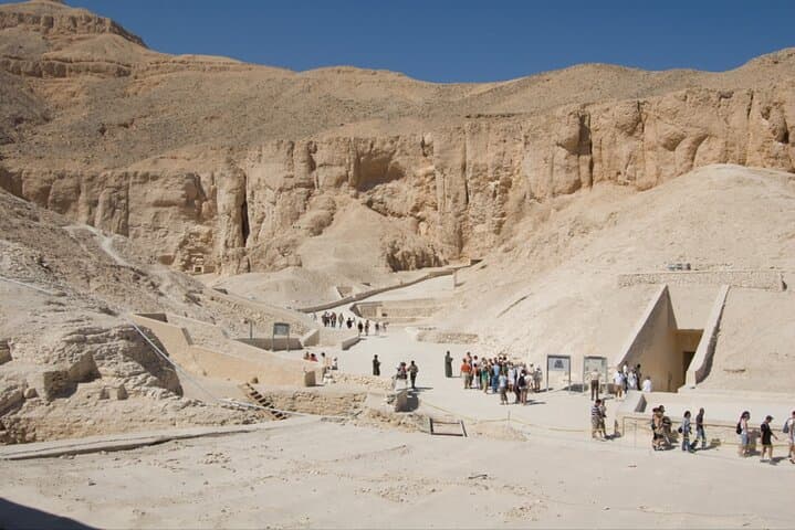 5-Day Dahabiya Nile Cruise: Luxor to Aswan Private Tour photo 3