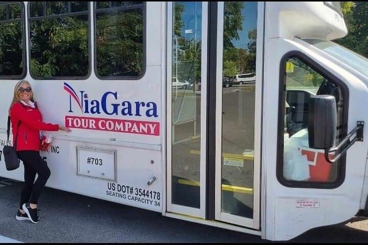 Autumn & Winter Niagara Falls USA: Gorge Walks, Observation Tower & Wine Tasting