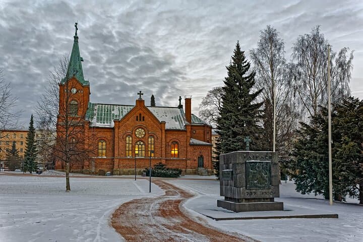 Jyväskylä Christmas Delights Expedition — Private 2-Hour Holiday Walking Tour photo 6