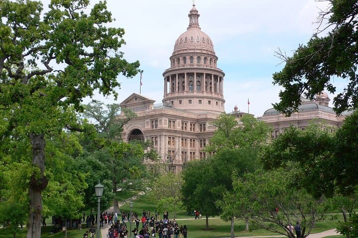Austin Scavenger Hunt: Self-Guided Downtown Walking Game