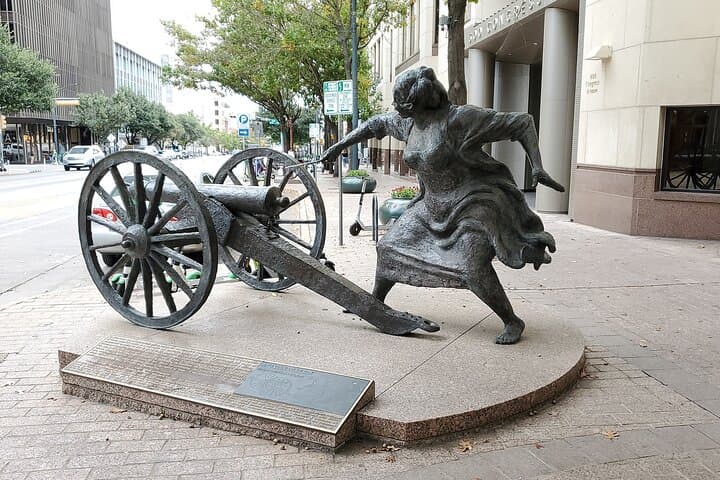 Austin Scavenger Hunt: Self-Guided Downtown Walking Game photo 3