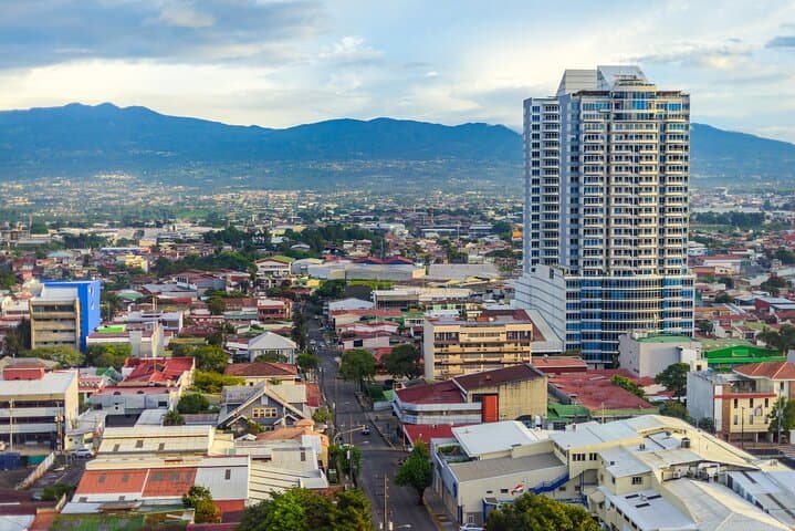Private Shore Tour from Puntarenas to San José: Full-Day City Highlights & Practical Guide photo 2