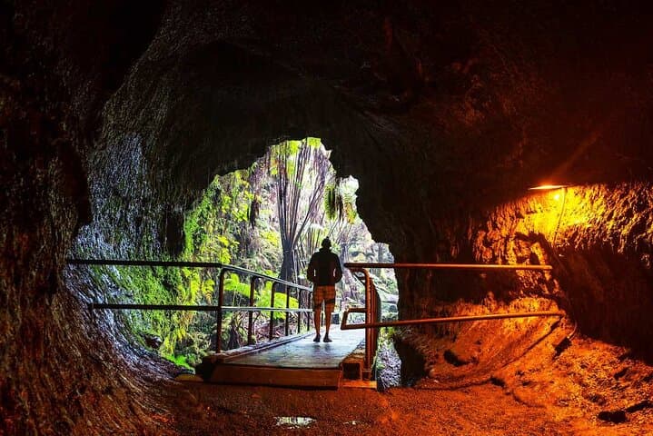 Hilo Highlights: Private Tour of Waterfalls, Black Sand & Lava Caves photo 2