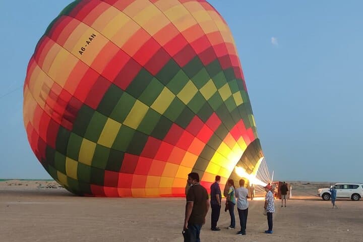 Sunrise Hot Air Balloon Over Dubai Desert — Pre‑Dawn Flight from Dubai photo 4