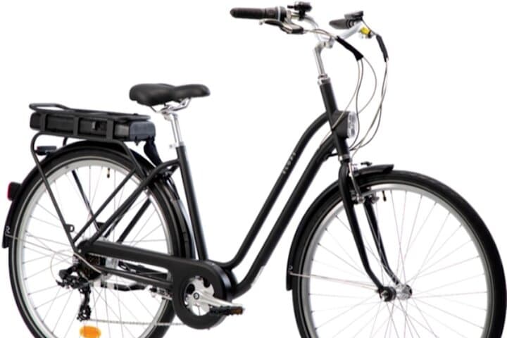 Lanzarote Bike Rental: Explore Volcanic Coasts & Inland Trails photo 5