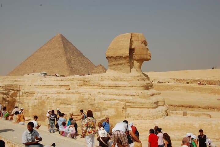 Private Giza Pyramids, Sphinx & Saqqara Tour with Camel Ride