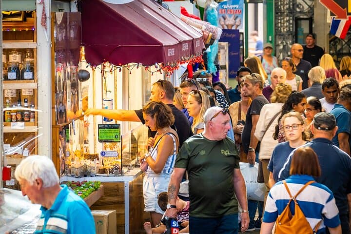 Exclusive Cardiff Private Walking Tour: Castle, Bute Park & Central Market photo 6