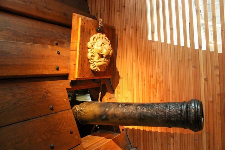 Stockholm Essentials: City Hall, Gamla Stan & Vasa Museum Guided Tour photo 6