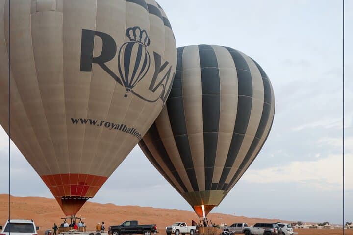 Sunrise Hot Air Balloon Over Wahiba Sands: Sharqiya Sands Flights in Oman
