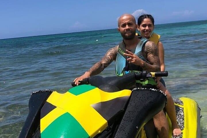 JetCar Ocean Drive: 60 mph Jet Car Experience in Montego Bay photo 5