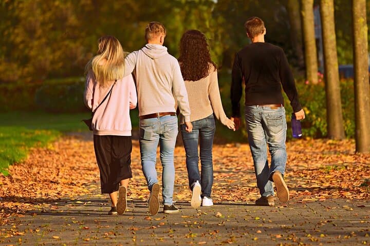 Adelaide Love Stories Walking Tour: Romantic Private Stroll Through Botanic Gardens & River Torrens photo 4