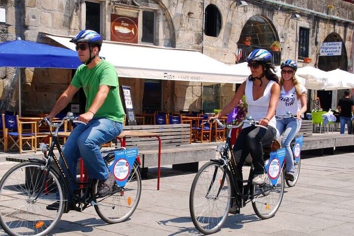 Private Zurich Bike Tour: Limmat, Old Town & Lake with Hotel Pickup photo 3
