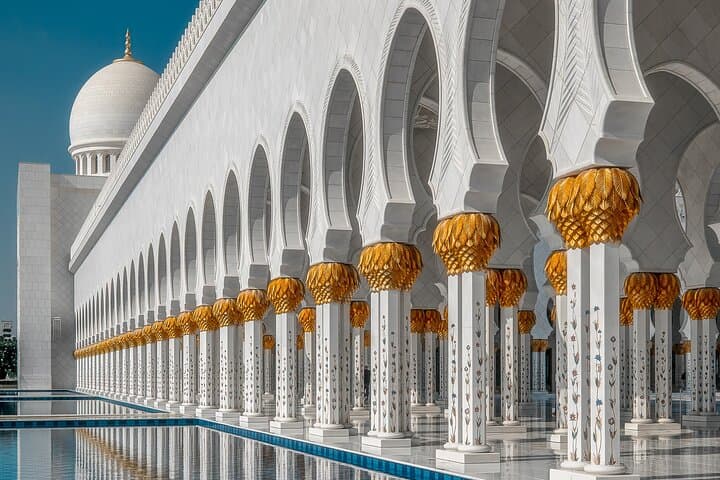 Private Abu Dhabi City Tour: Sheikh Zayed Mosque, Corniche & Qasr Al Watan in a Day photo 4