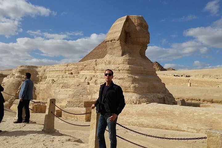 day-trip-hurghada-to-cairo-pyramids-egyptian-museum-khan-el-khalili photo 5