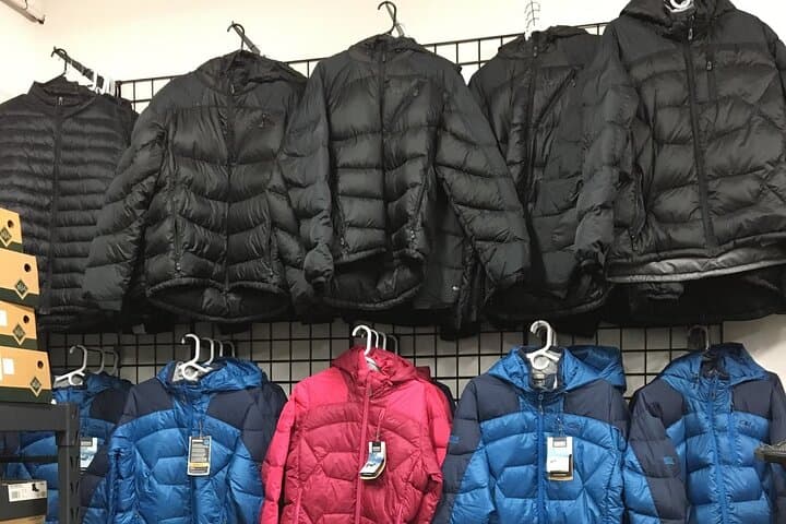 Fairbanks -20°F Cold-Rated Rental Package: Parka, Snowpants, Boots & Gloves for Aurora Chasing photo 4