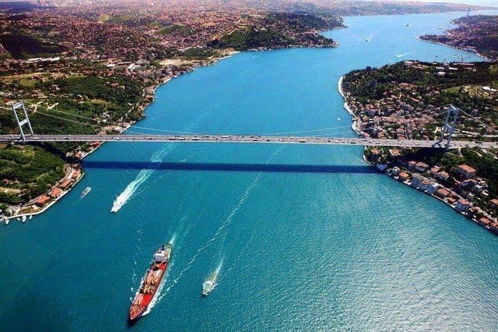 Private Bosphorus Yacht Tour — All‑Inclusive 2‑Hour Istanbul Cruise photo 5