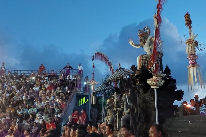 Sunset Uluwatu Private Tour and Kecak Fire Dance Performance - Bali Cliffside Experience photo 3