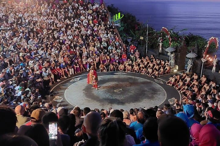 Sunset Uluwatu Private Tour and Kecak Fire Dance Performance - Bali Cliffside Experience photo 4