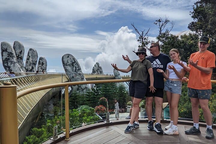 Golden Bridge & Hoi An Private Day Tour: Ba Na Cable Car, Ancient Town Walk & Night Market