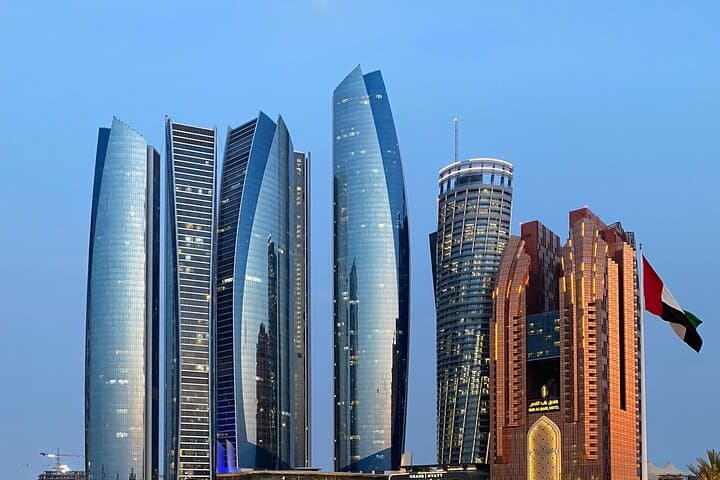 Private Full-Day Abu Dhabi Tour: Sheikh Zayed, Qasr Al Watan & Louvre Abu Dhabi photo 4