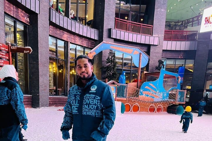 Ski Dubai Snow Classic — Indoor Ski Resort Tickets for Mall of the Emirates photo 2