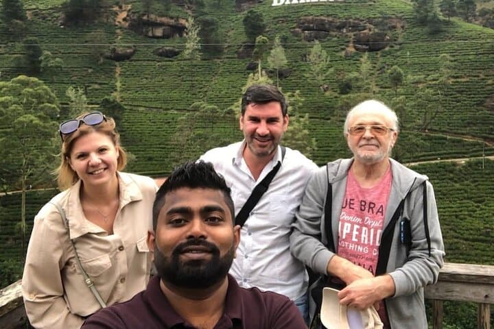 7-Day Private Sri Lanka Round Tour: Culture, Tea Country & Wildlife photo 3