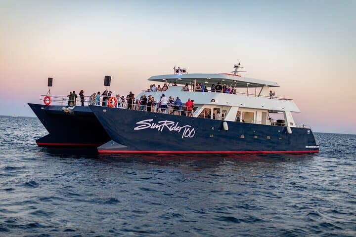 Sunset Dinner Cruise at El Arco — Cabo San Lucas Buffet & Views photo 2