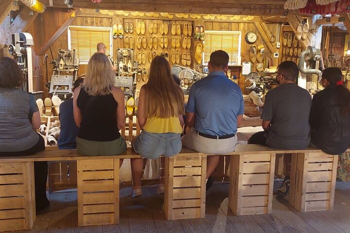 Zaanse Schans, Volendam & Marken Private Day Tour — Windmills, Cheese & Boat Ride photo 3