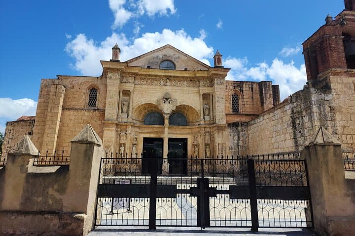 Half-Day Colonial Zone Tour: Faro a Colón & Three Eyes Park in Santo Domingo photo 3