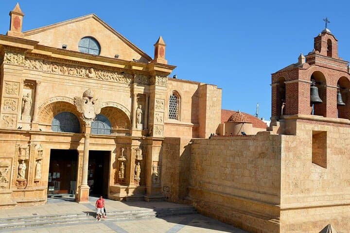 Half-Day Colonial Zone Tour: Faro a Colón & Three Eyes Park in Santo Domingo photo 2