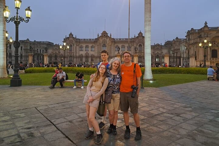 Lima in Four Hours: Miraflores, San Isidro & the San Francisco Catacombs photo 1