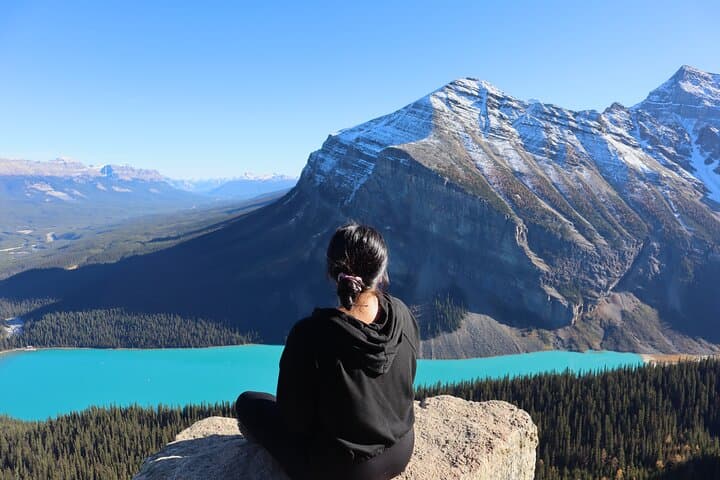 Banff National Park Highlights: Johnston Canyon, Lake Louise & Banff Small-Group Tour