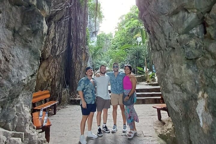 Marble Mountains and Bay Mau Basket Boat: Marble Caves, Pagodas & Coconut Grove Experience photo 3