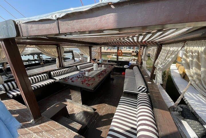 Luxurious Nile Felucca Cruise in Cairo: Private 2-Hour Sail with Meal & Transfers photo 2