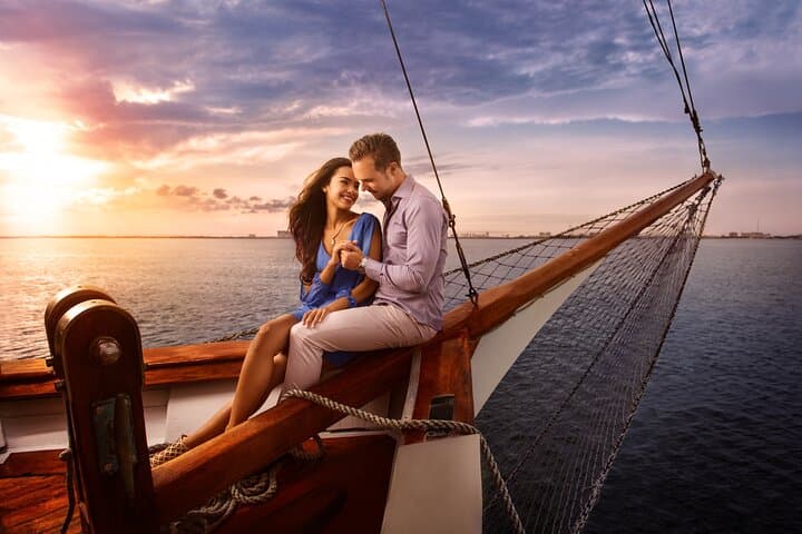 Columbus Romantic Dinner Cruise in Cancún | Nichupté Lagoon Sunset Sail photo 3
