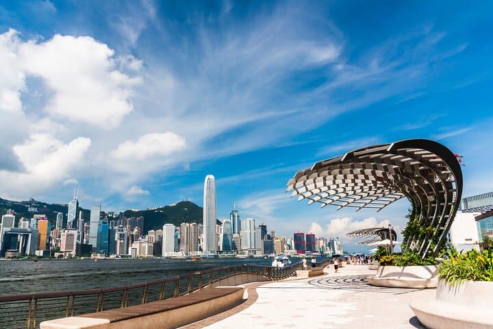 Romantic Walking Tour in Hong Kong: Tsim Sha Tsui Promenade to Sky100 photo 2